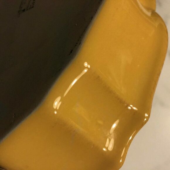 Stoneware by Grestel Scalloped Yellow Oval Baker Made in Portugal - Picture 5 of 11